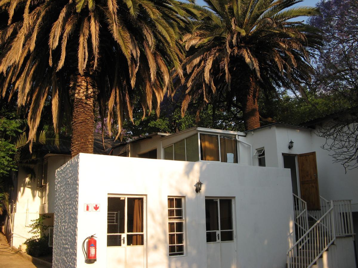 Rosebank Hostel Johannesburg Exterior foto